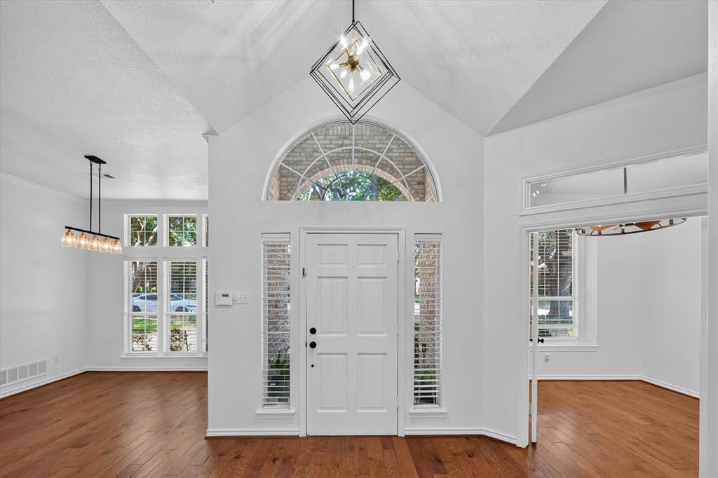106 Hummingbird Lane