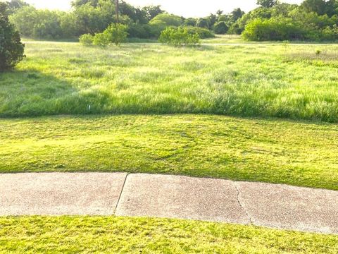 Photo of 23134 Greenbriar Drive, Whitney, TX 76692 (MLS # 21255516)