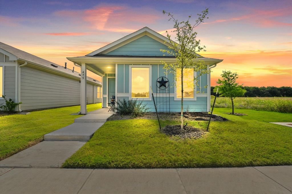 475 Whistlestop Way