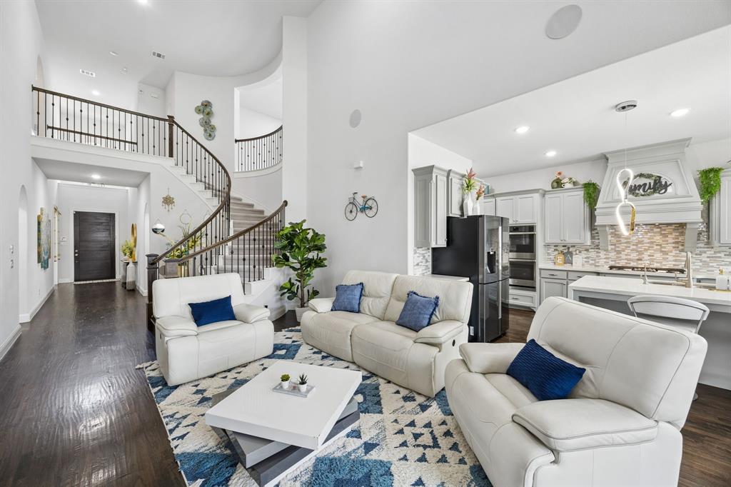 7826 Uxbridge Drive