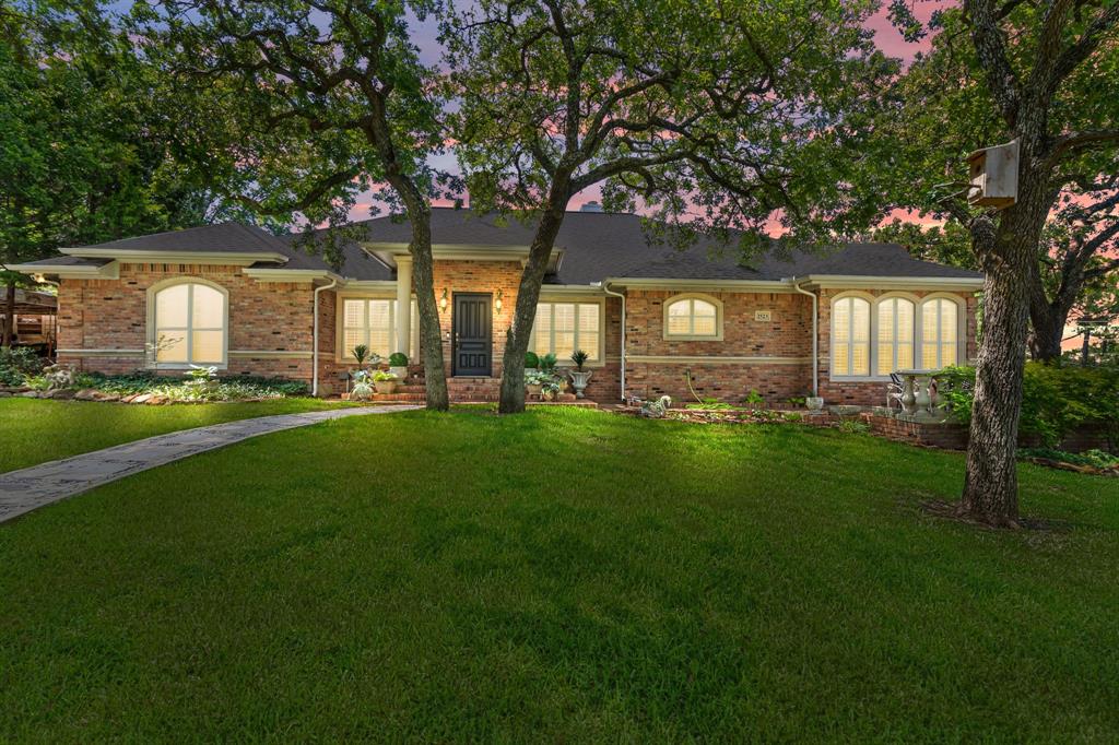 2523 Anglers Drive