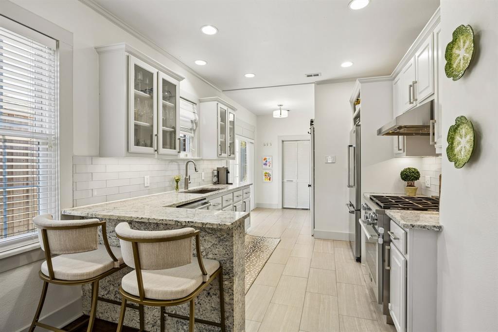 PERRY HEIGHTS - Residential