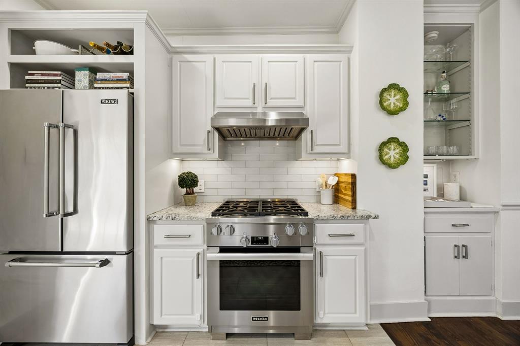 PERRY HEIGHTS - Residential