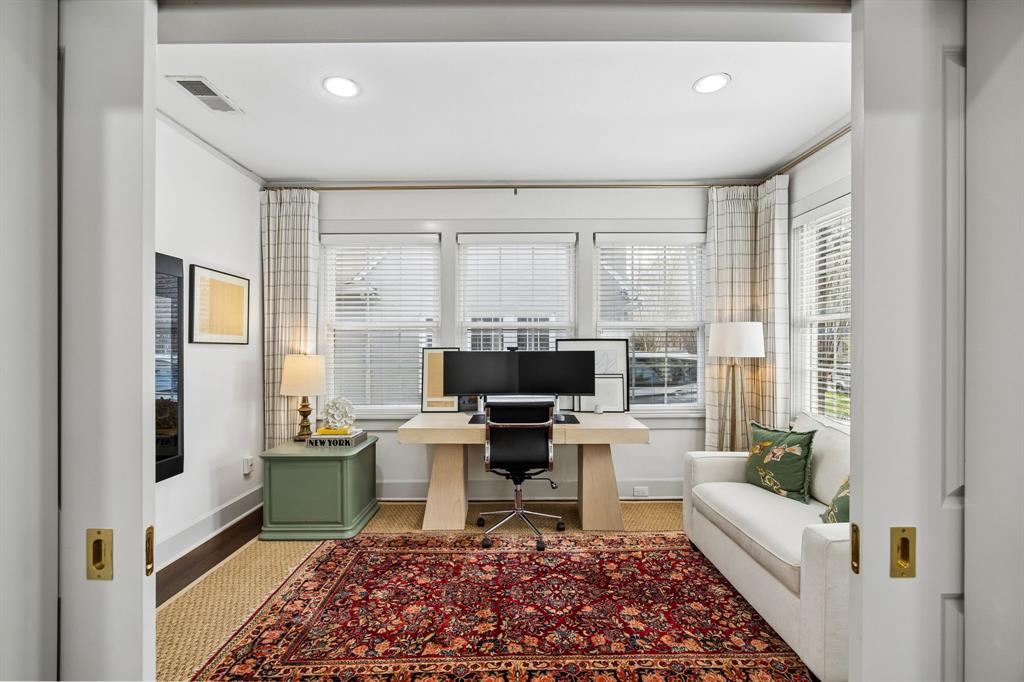 PERRY HEIGHTS - Residential