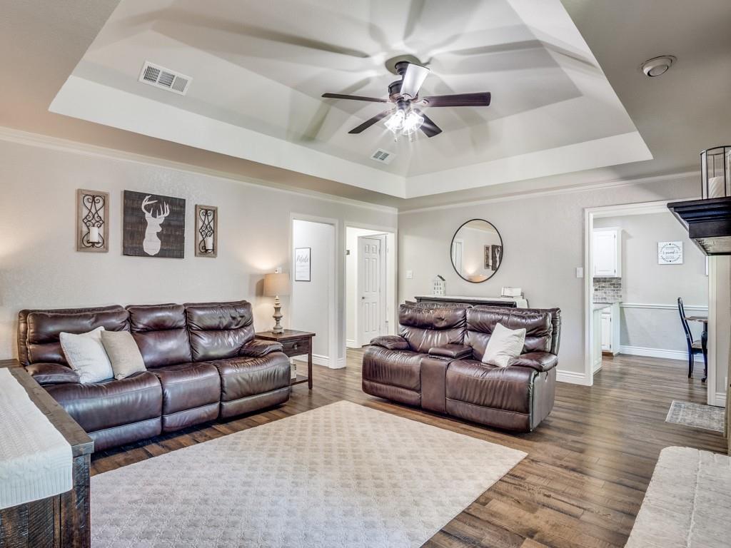 225 NE Brushy Mound Road