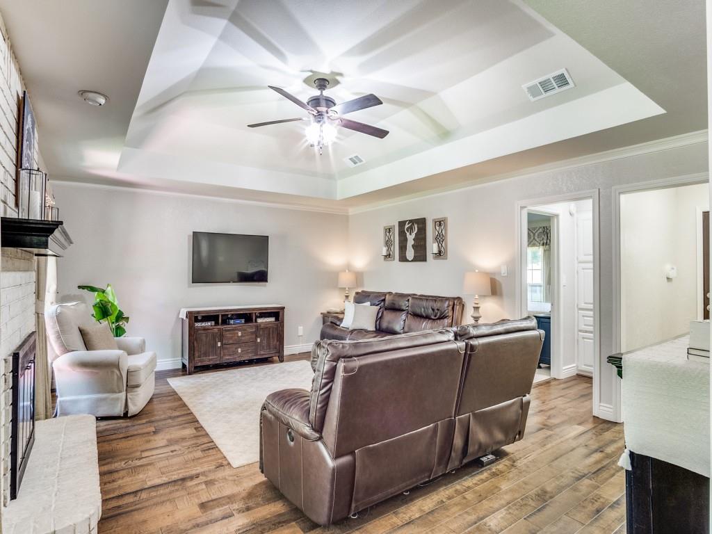 225 NE Brushy Mound Road