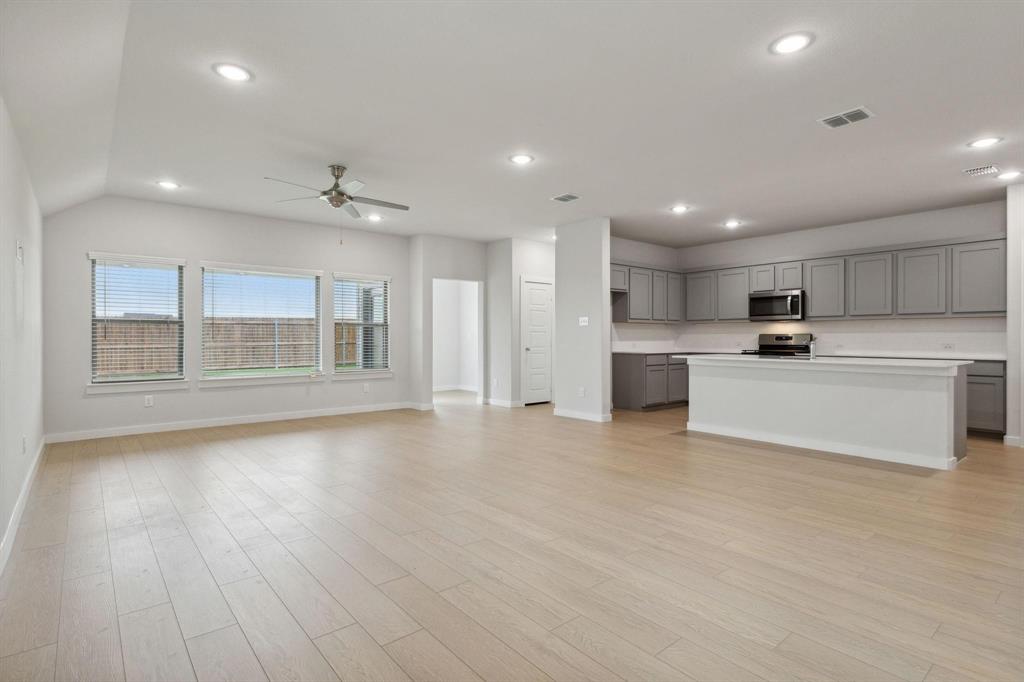 809 Tidal Drive
