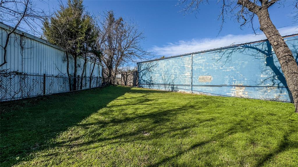 Crestview - Commercial Sale