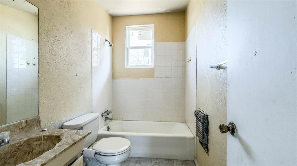 Crestview - Commercial Sale