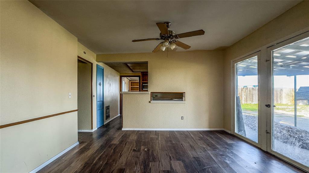 Crestview - Commercial Sale