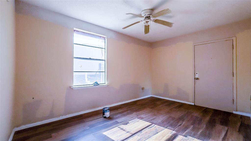 Crestview - Commercial Sale