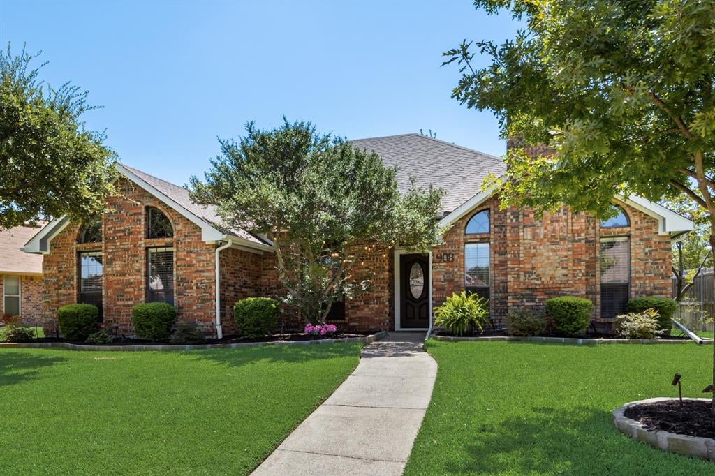 1908 Lavaca Trail