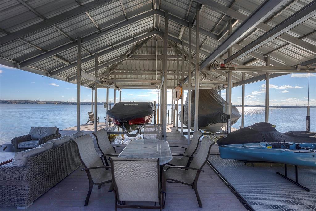 Decordova Bend Estate - Residential