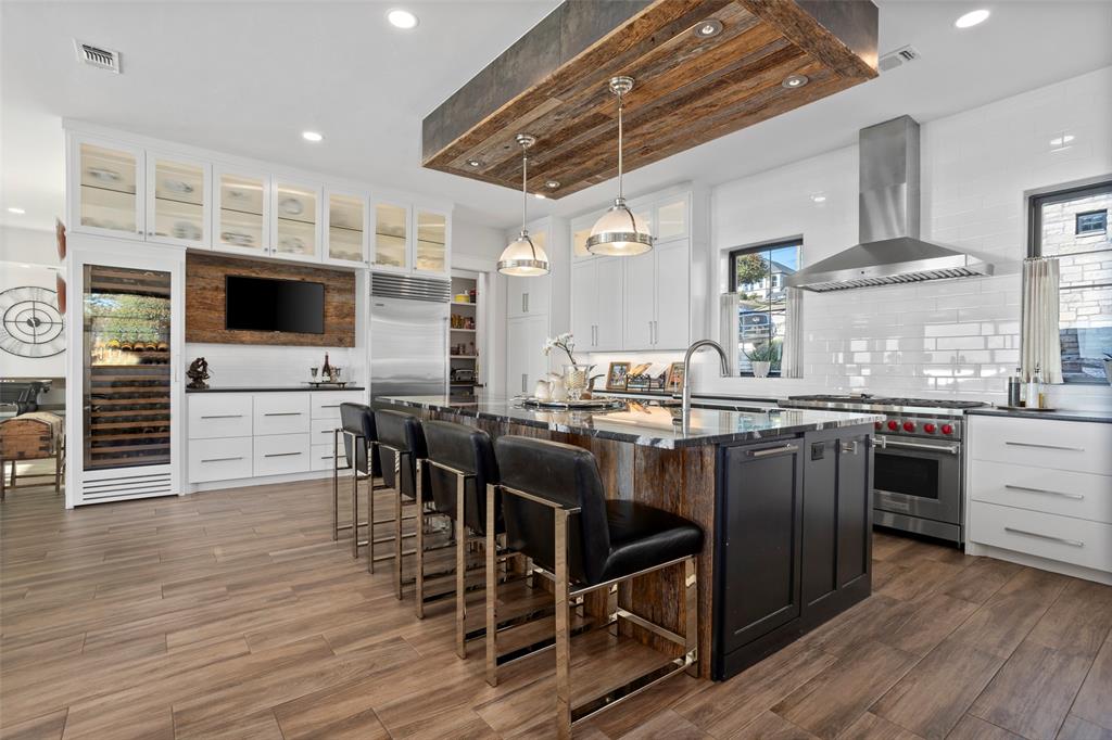 Decordova Bend Estate - Residential