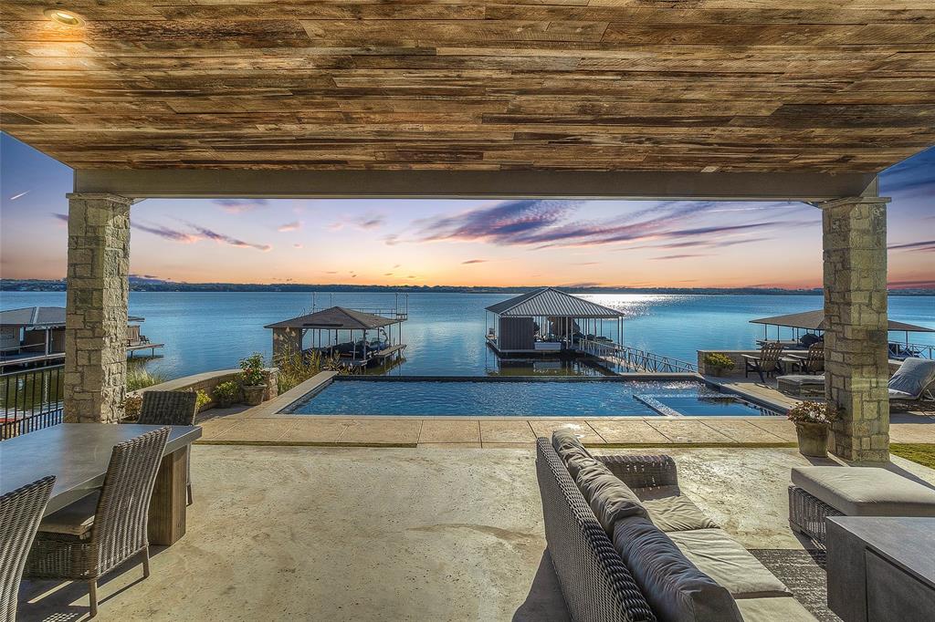 Decordova Bend Estate - Residential