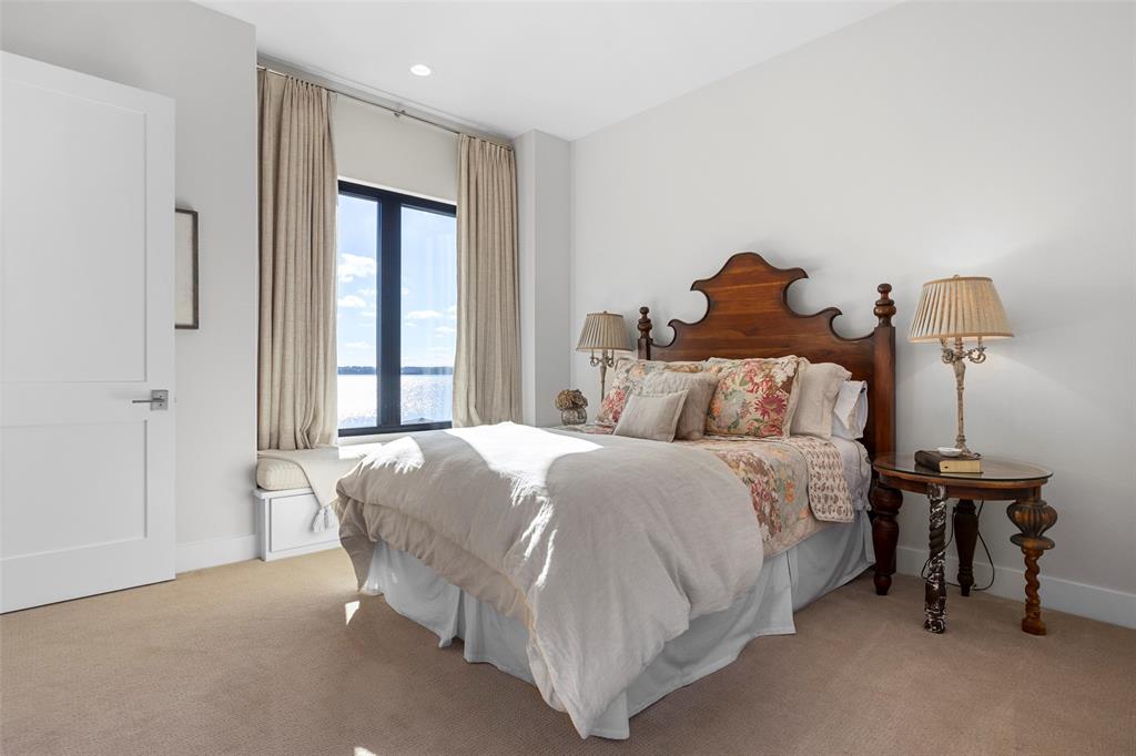 Decordova Bend Estate - Residential