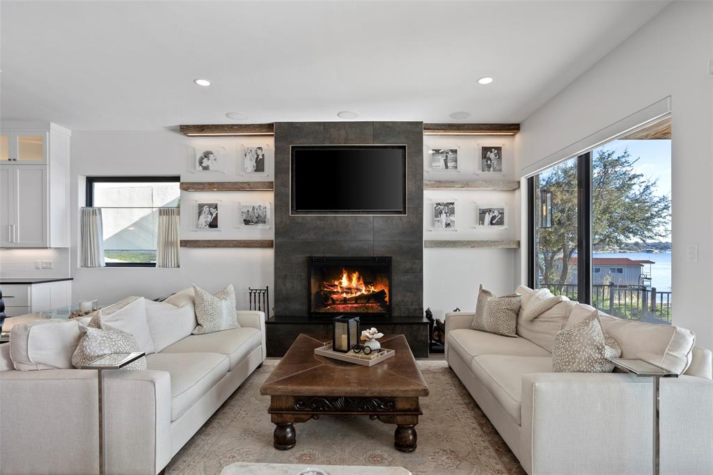 Decordova Bend Estate - Residential