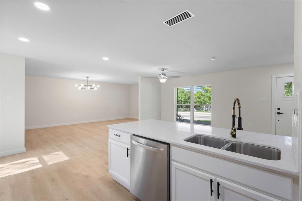 Inglewood Park 01 - Residential