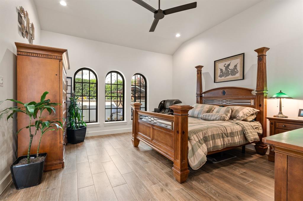 Lakeside - Residential