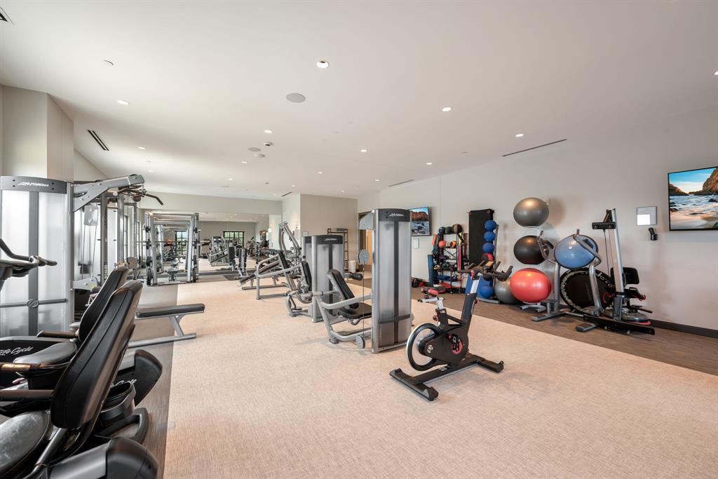 2800 Lakeside Parkway 301