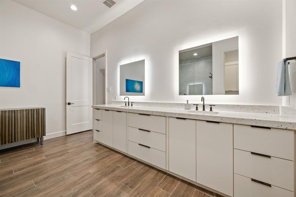 Lakeside - Residential