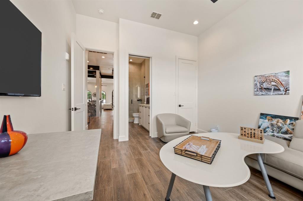 Lakeside - Residential