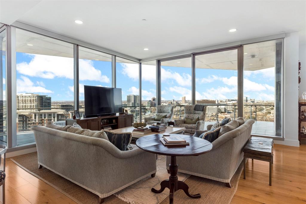 Bleu Ciel Condo - Residential