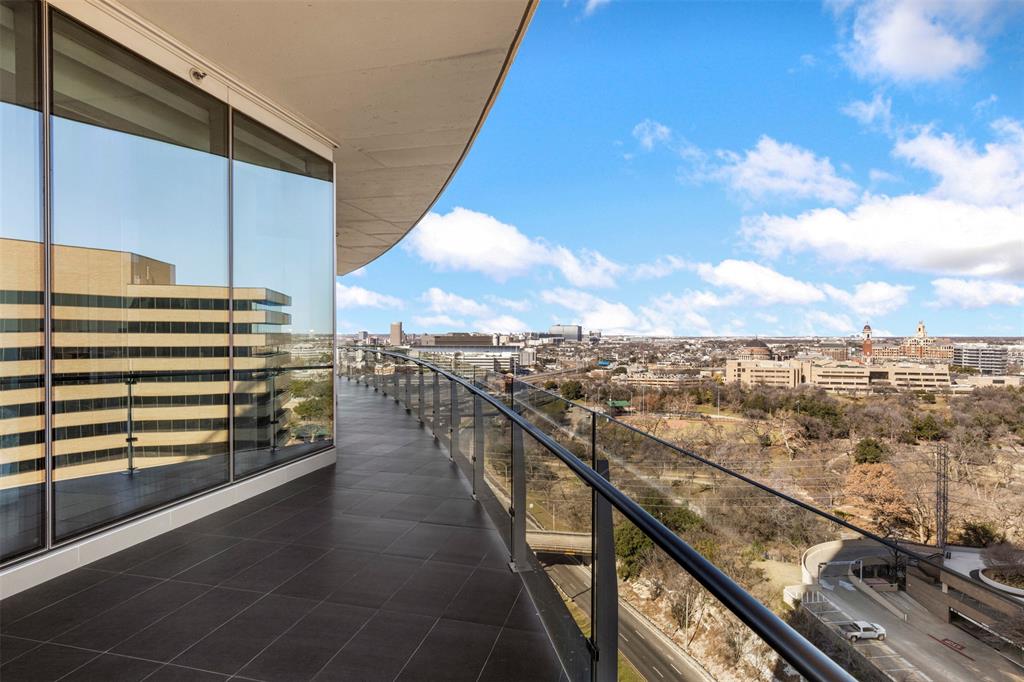 Bleu Ciel Condo - Residential