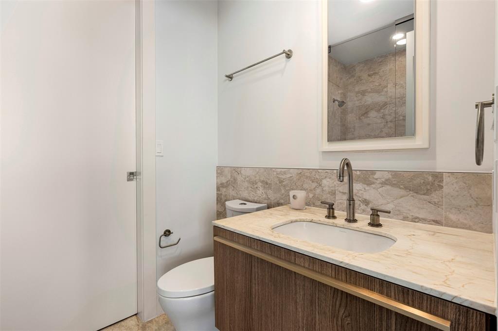 Bleu Ciel Condo - Residential