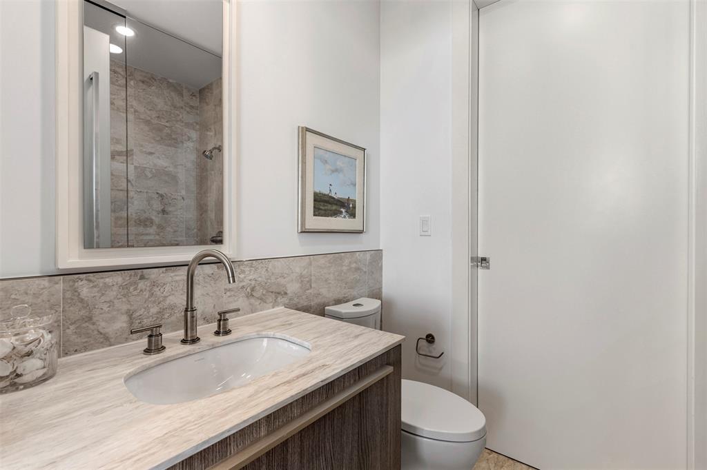 Bleu Ciel Condo - Residential