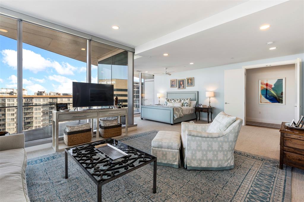 Bleu Ciel Condo - Residential