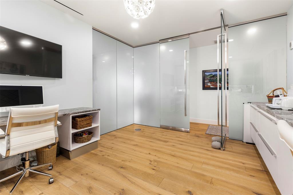 Bleu Ciel Condo - Residential