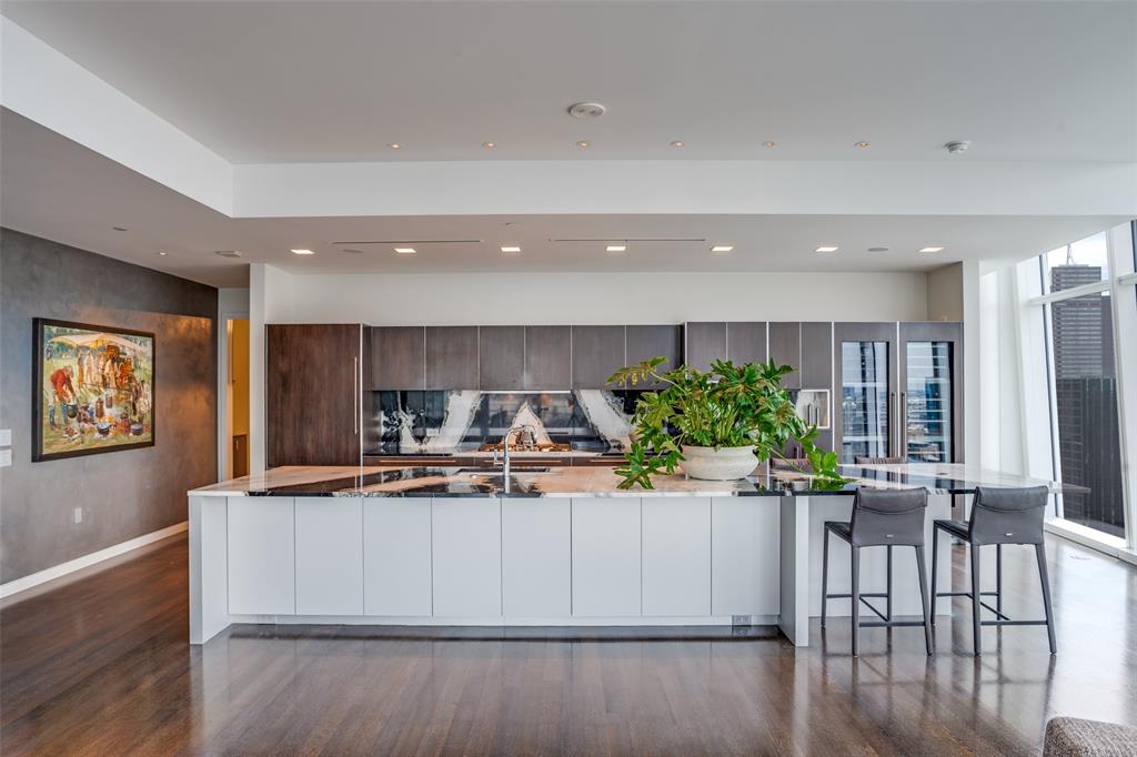 Museum Tower Condo - Residential