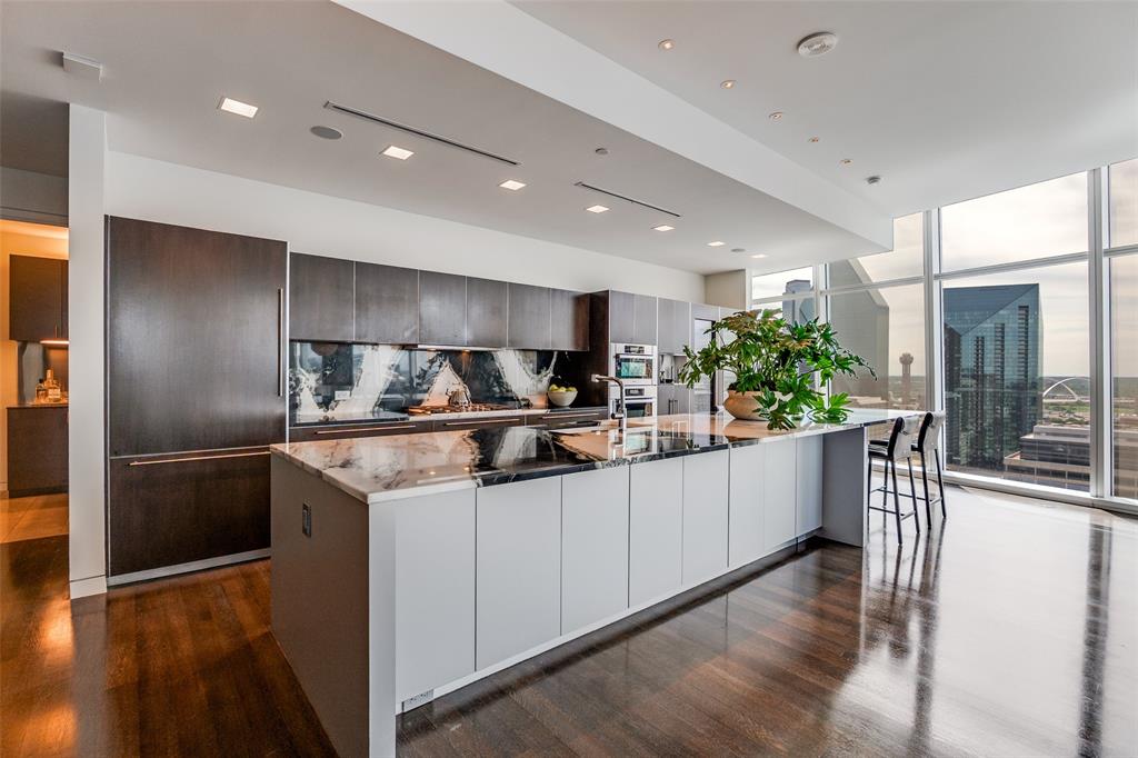 Museum Tower Condo - Residential