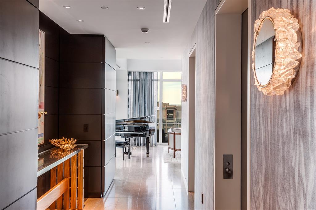 1918 Olive Street 2401