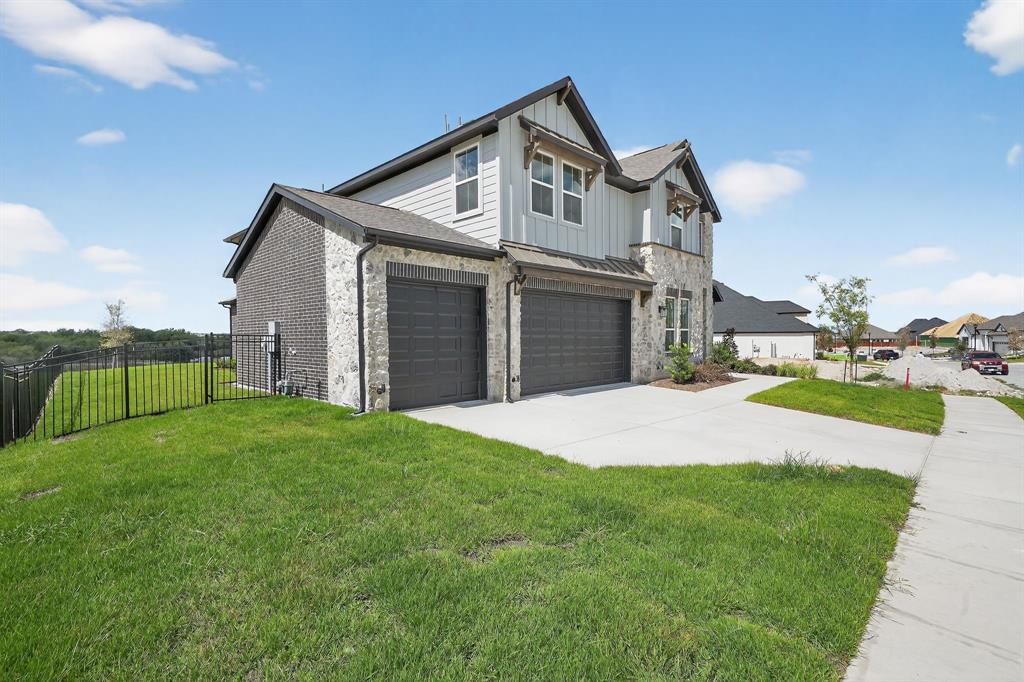 1808 Rolling Oaks Drive