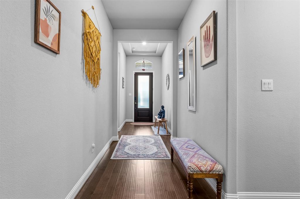 2204 Christopher Lane