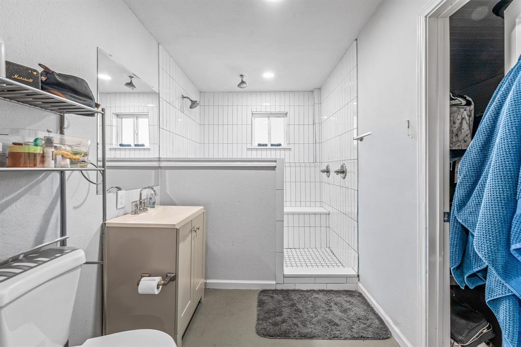 Emerald Bay - Residential