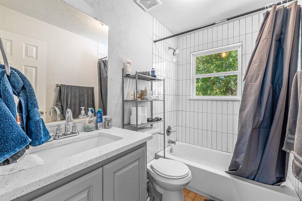 Emerald Bay - Residential