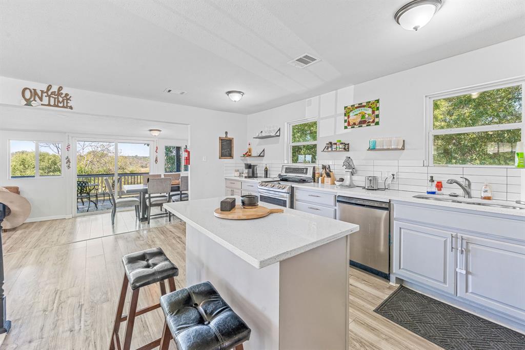 Emerald Bay - Residential