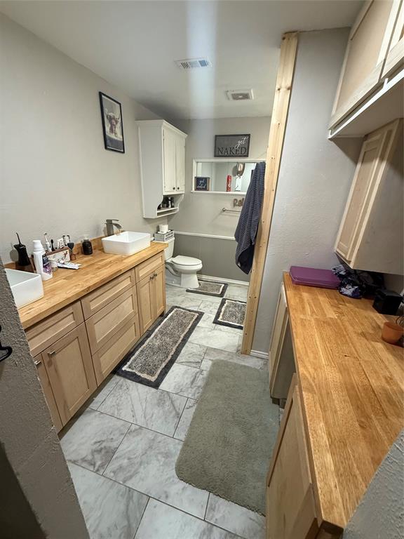 32894 County Road 2142