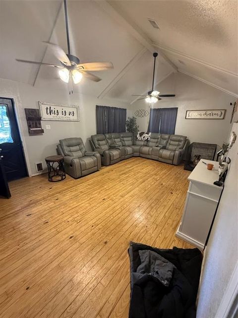 32894 County Road 2142 Kemp TX 75143