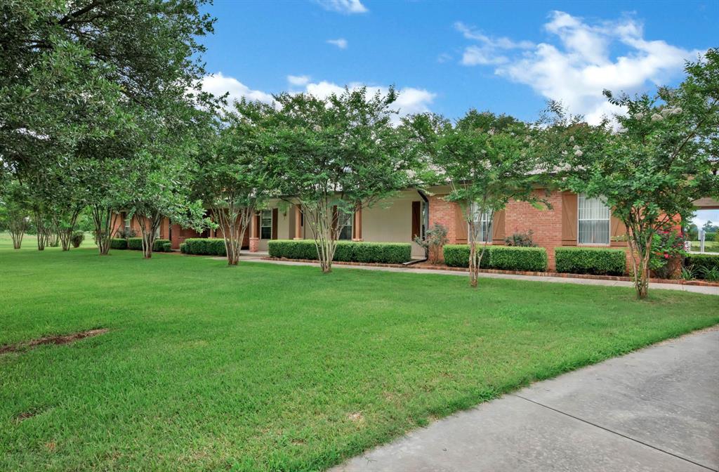 11599 Hwy 3049