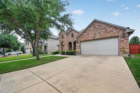 Photo of 7221 San Francisco Trail, Fort Worth, TX 76131 (MLS # 21257487)