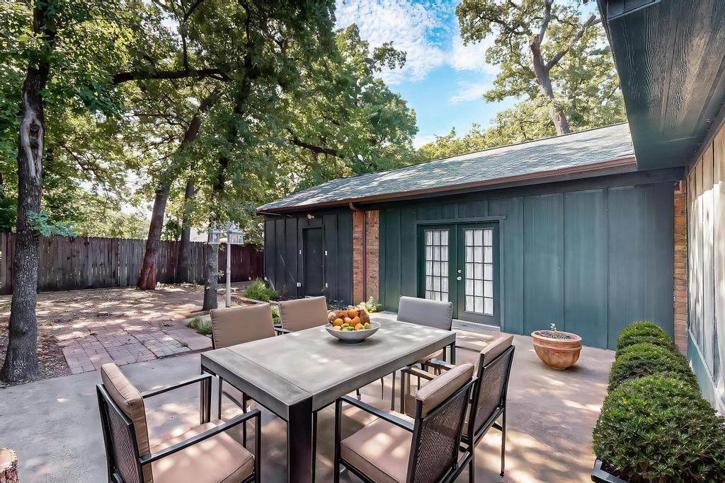 Royal Oaks Estates - Residential