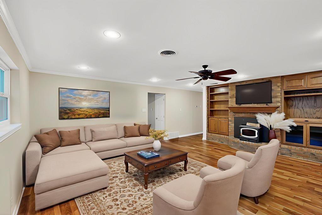 Royal Oaks Estates - Residential