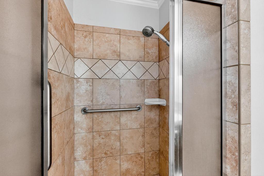 Royal Oaks Estates - Residential