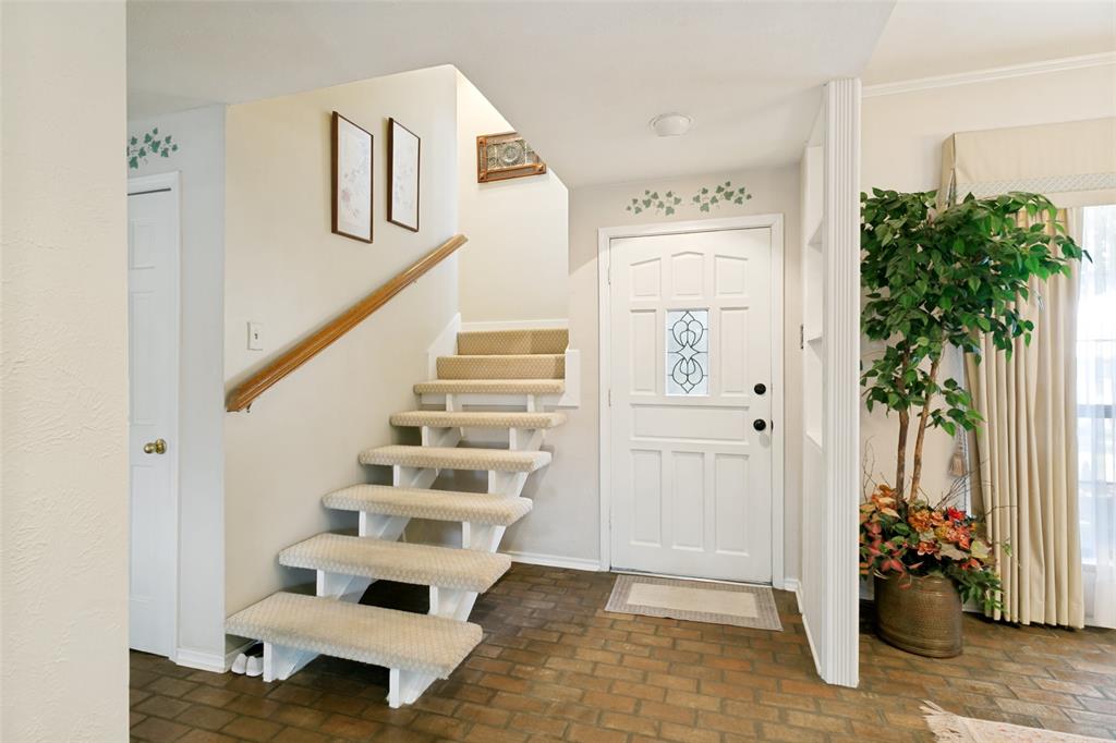 2022 Brookside Drive