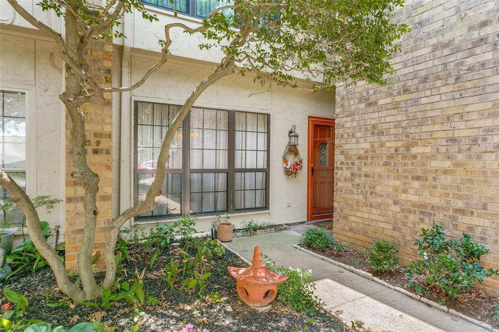 2022 Brookside Drive