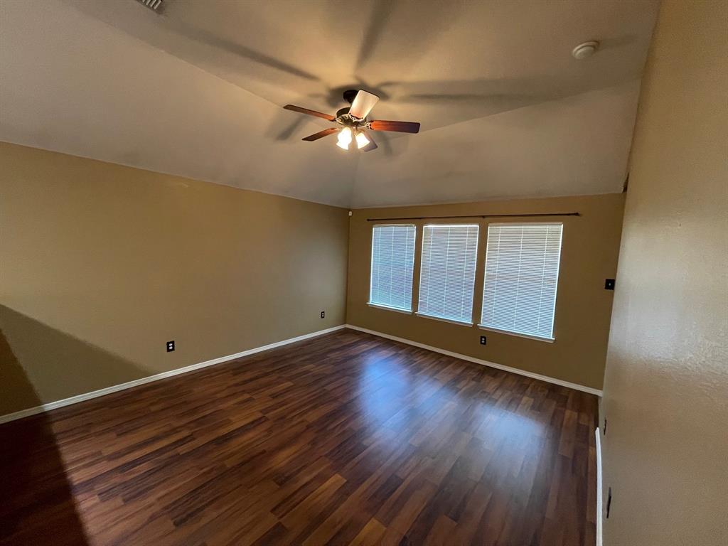 TRAILS OF WILLOW CREEK THE - Residential Lease